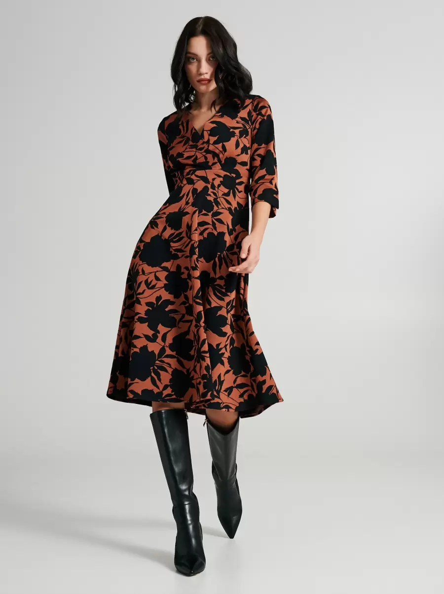Full Dress With Contrasting Floral Print Quick Women Var Crock Dresses & Jumpsuits