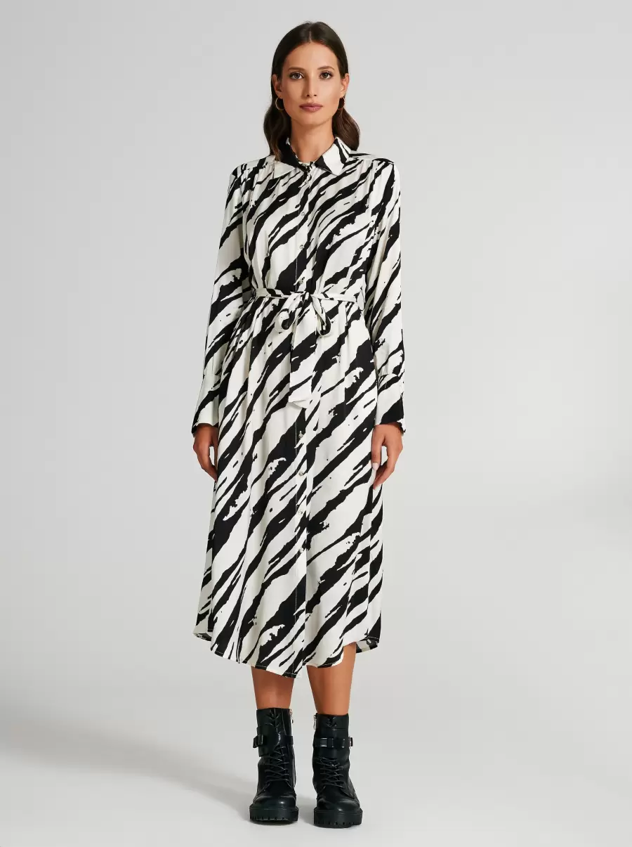Var Black Women Zebra-Print Chemise Dress Dresses & Jumpsuits Revolutionize - 1
