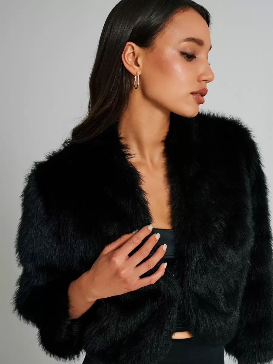 Cropped Faux Fur Coat Black Must-Go Prices Women Coats & Down Jackets - 4