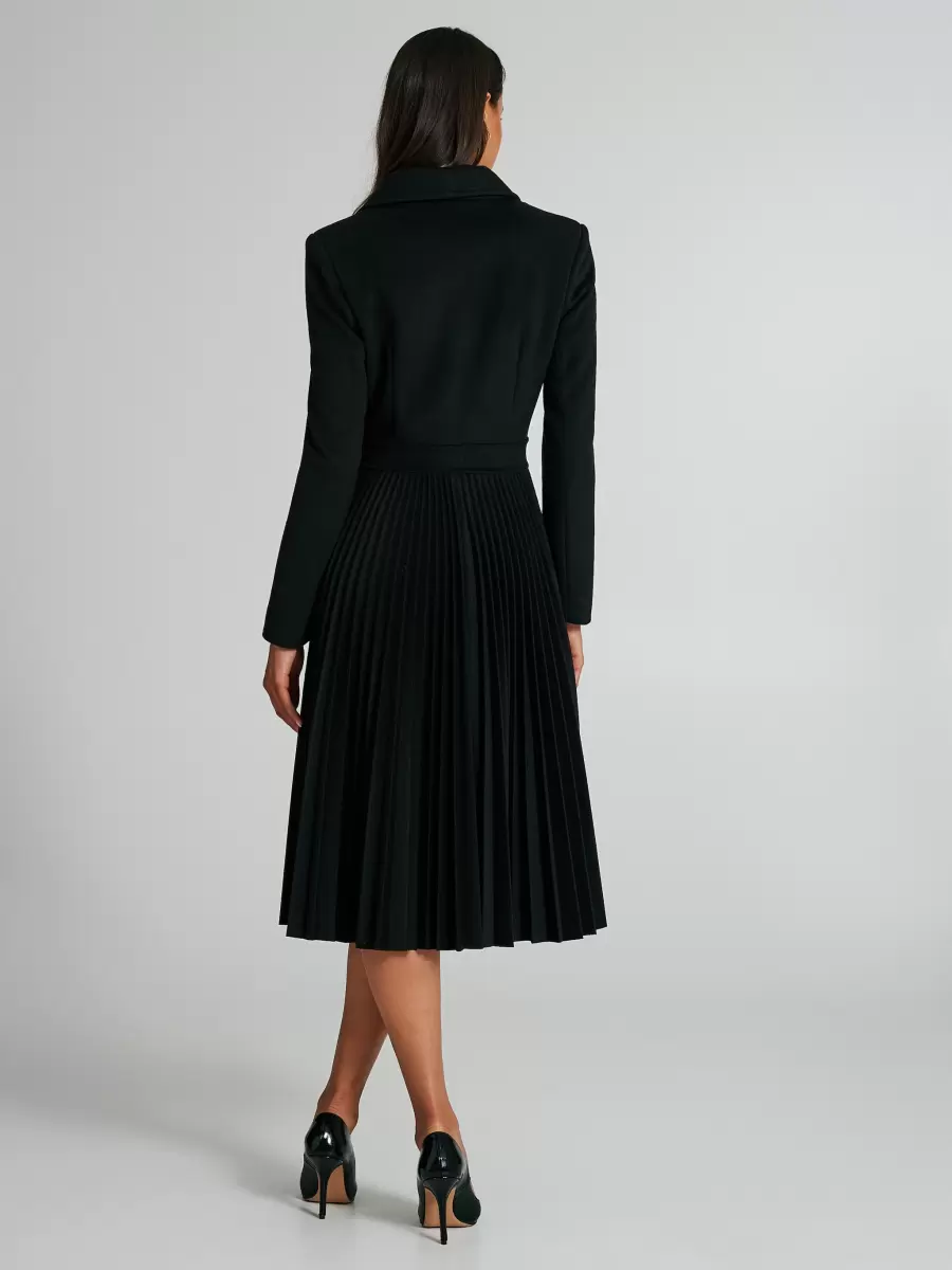 Tough Long Pleated Velour Coat Coats & Down Jackets Women Black - 2