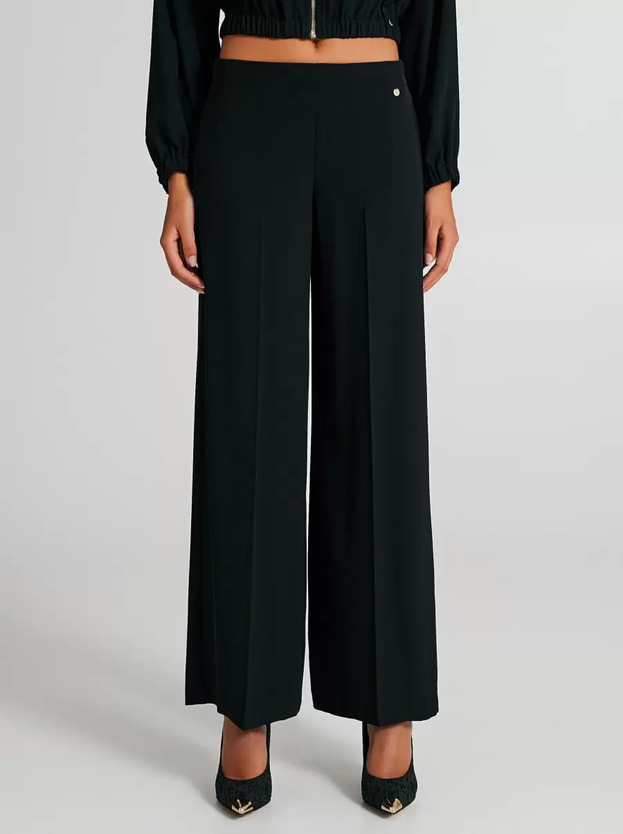 Trousers In Technical Fabric With Slit Advanced Black Women Suits - 2