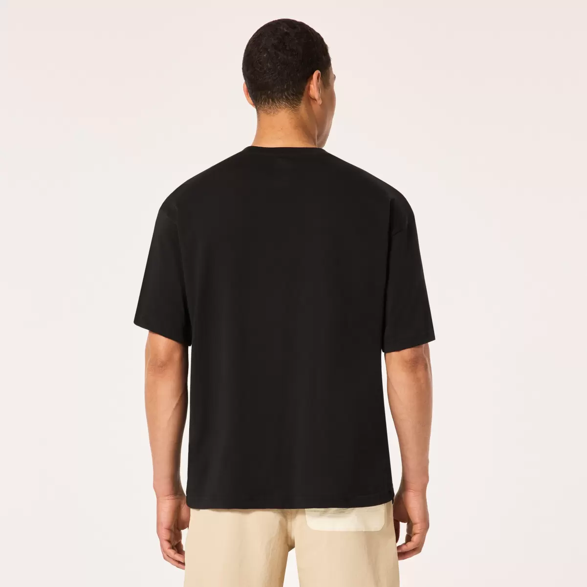 Oakley T-Shirts Latitude Pocket Tee Men Blackout - 4