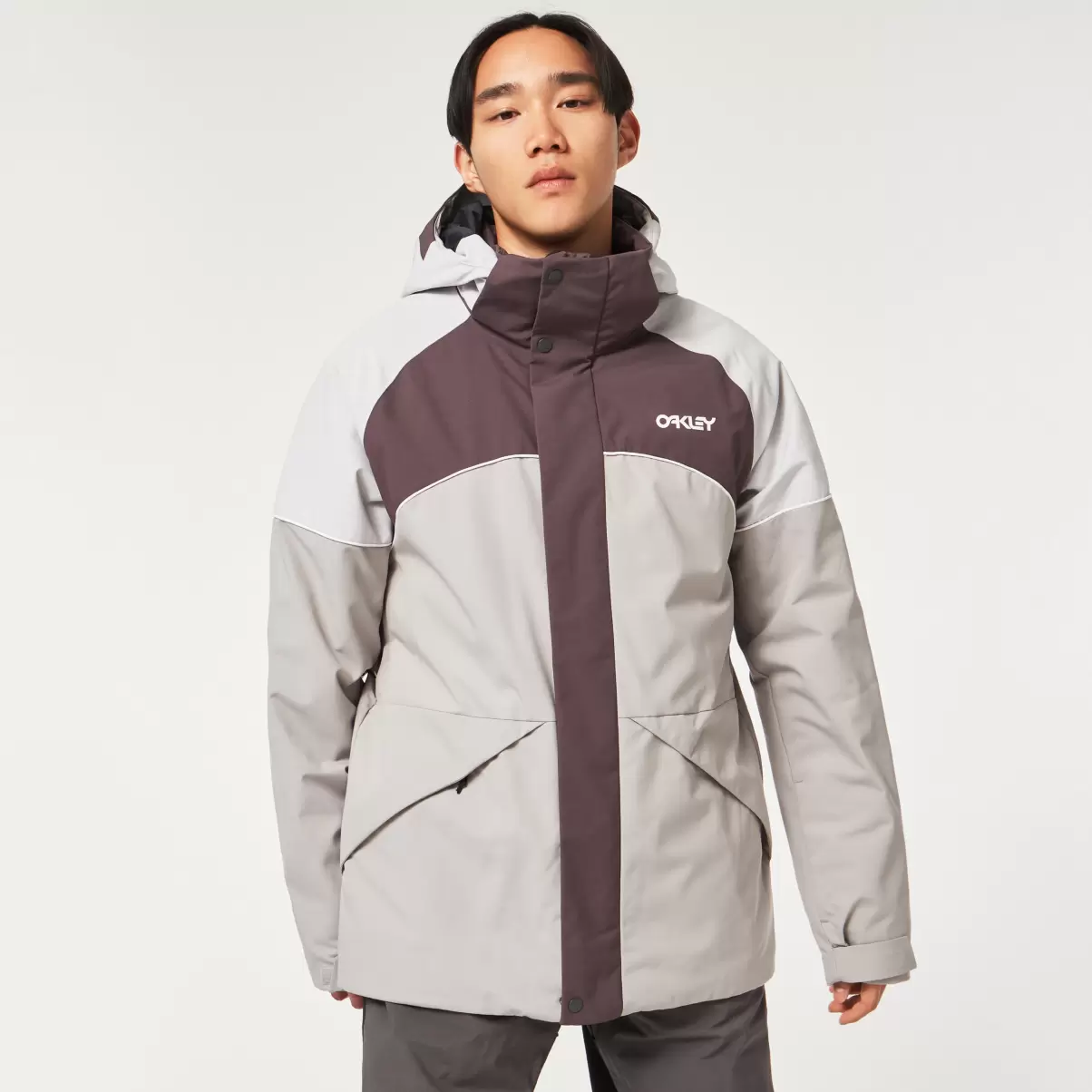Grey Color Block Men Oakley Tnp Rotation Rc Insulated Jacket Jackets & Vests