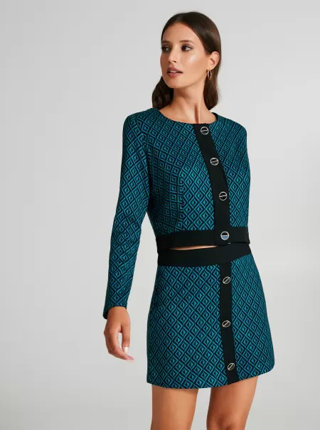 Jackets & Waistcoat Var Green Petroil Women Exceed Cropped Knit Cardigan With A Geometric Print