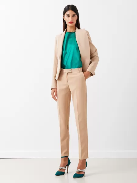 Suits Slim-Fit Trousers In Technical Fabric Beige Well-Built Women